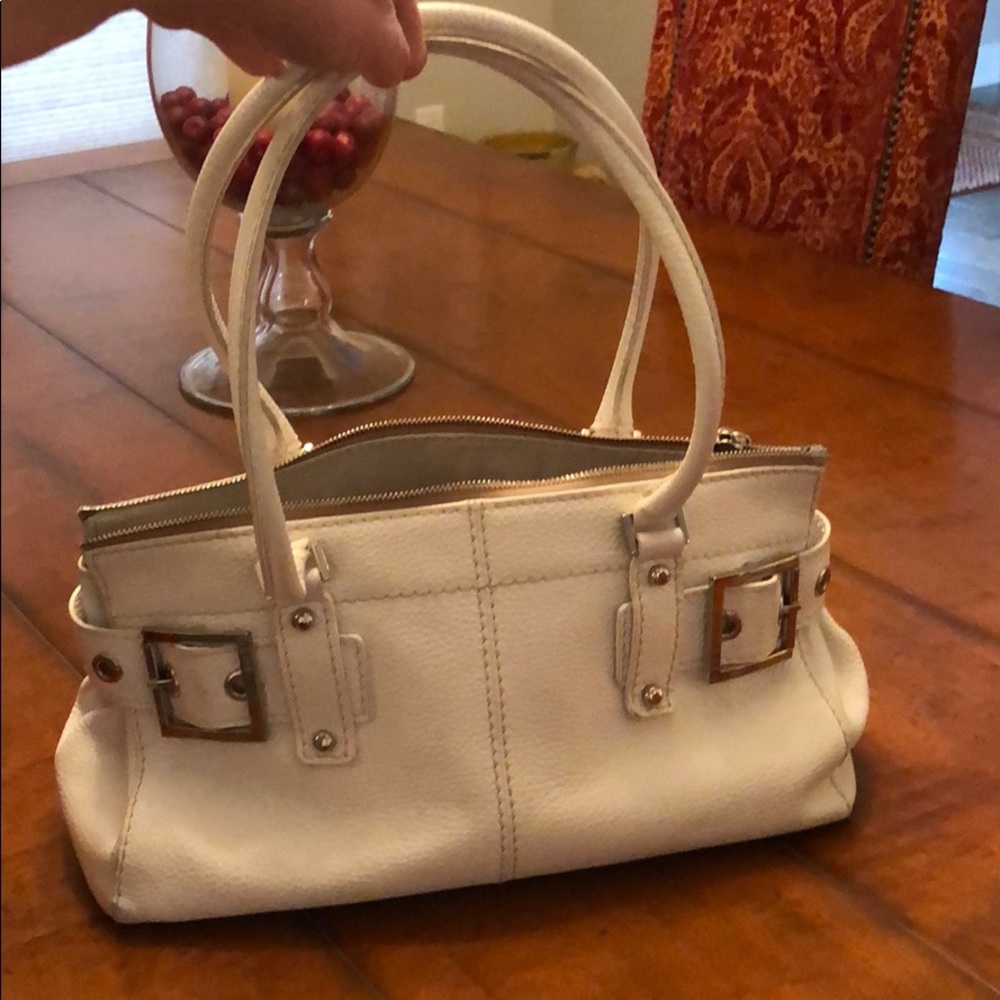 White Leather Rafe purse - Picture 4 of 4